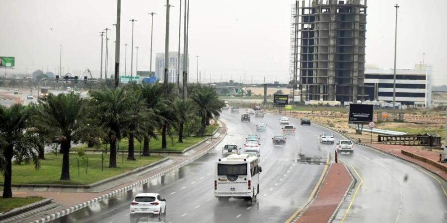 "الأرصاد": أمطار غزيرة ورياح شديدة على جازان - اليوم الإخباري